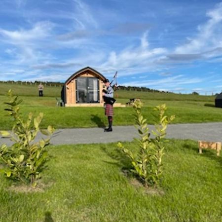Hare'S Warren Villa Bathgate Exterior photo